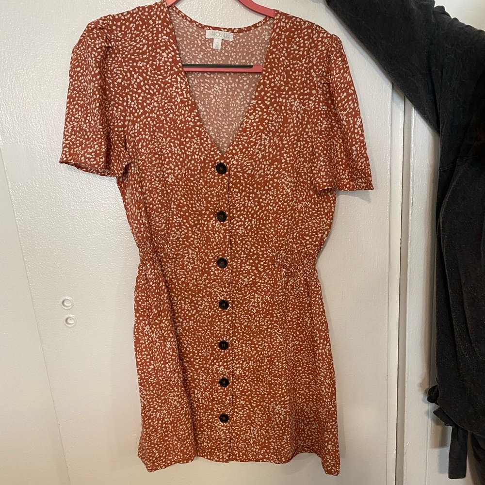 Short sleeve button dress